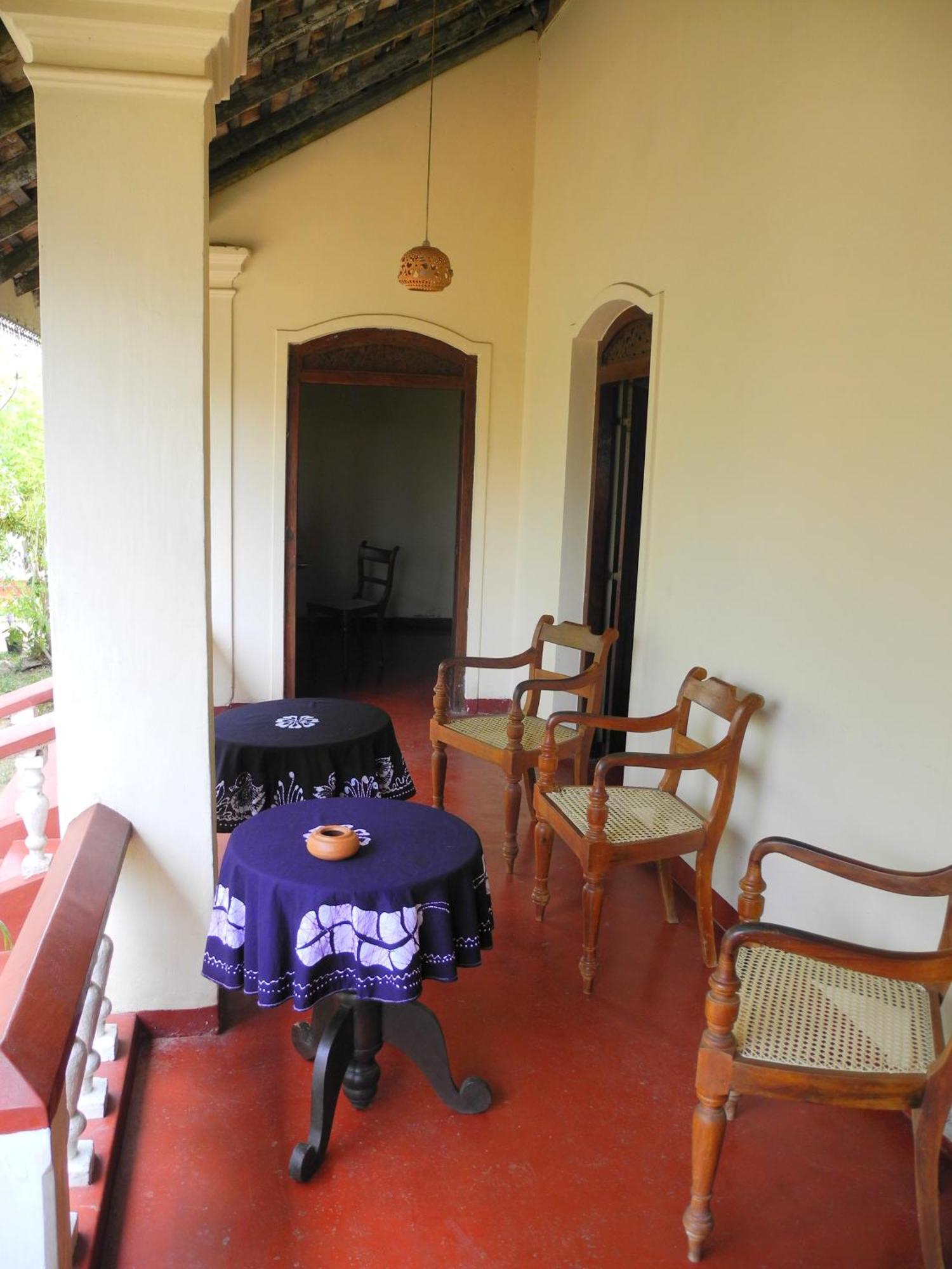 Top Of The Hill Guesthouse Weligama Bagian luar foto