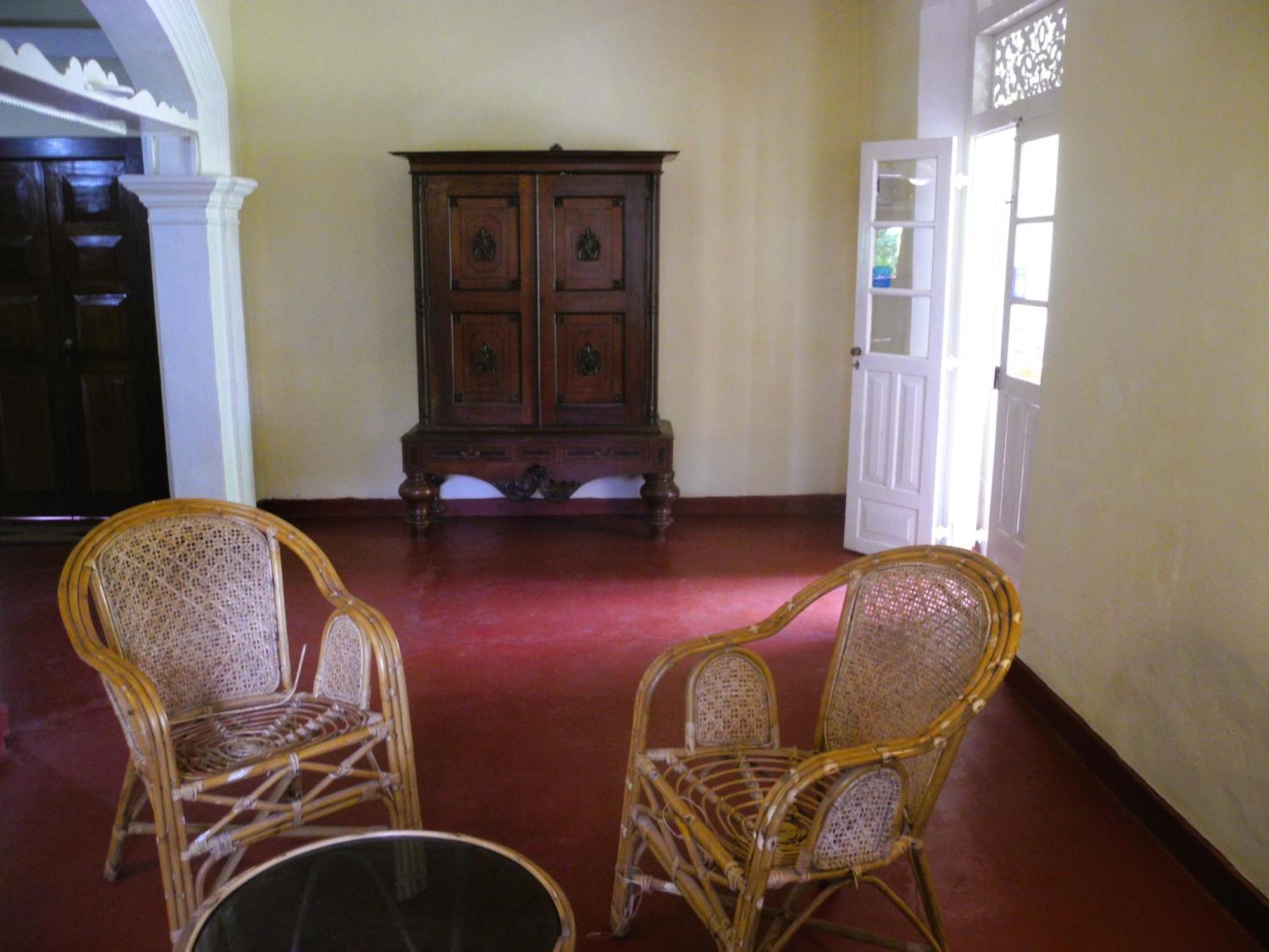 Top Of The Hill Guesthouse Weligama Bagian luar foto